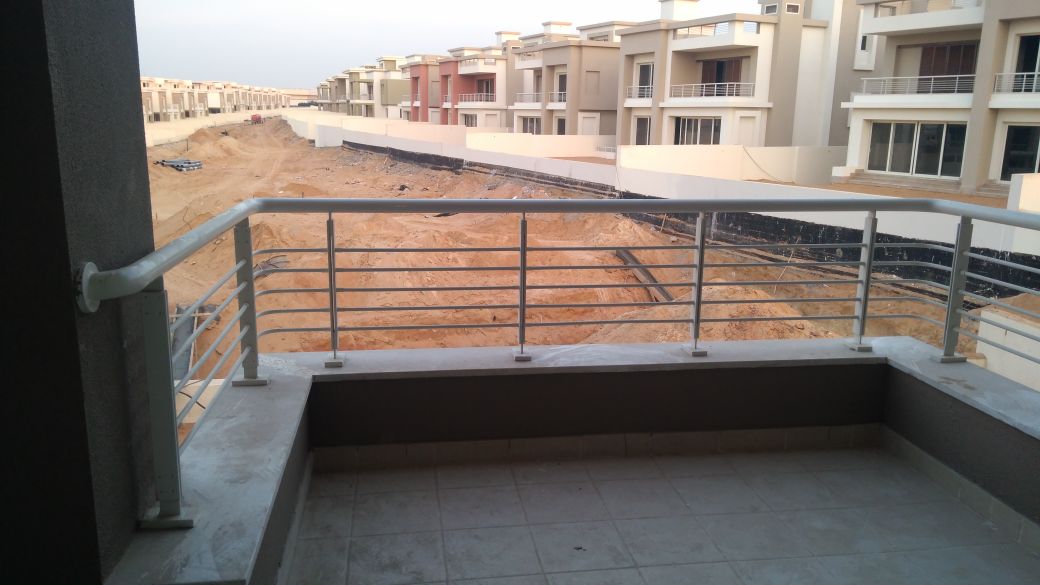 Steel Handrail at Oriana Project (1)